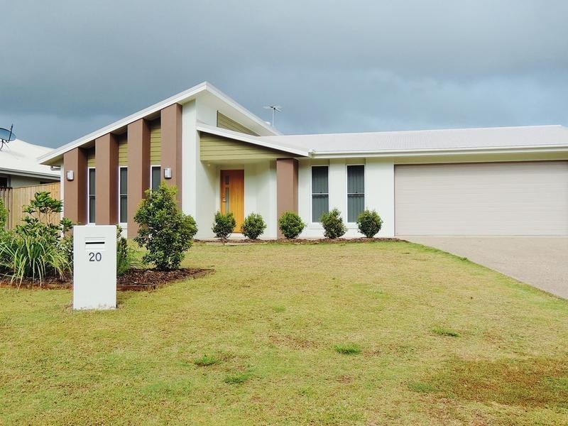 20 Newport Parade, Blacks Beach QLD 4740