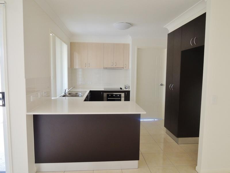 20 Newport Parade, Blacks Beach QLD 4740