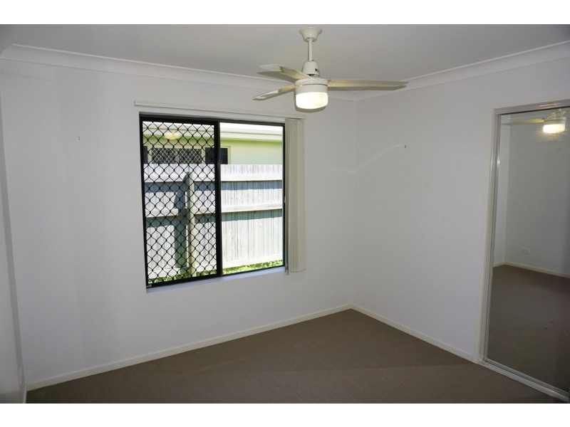 10 Schooner Avenue, Shoal Point QLD 4750