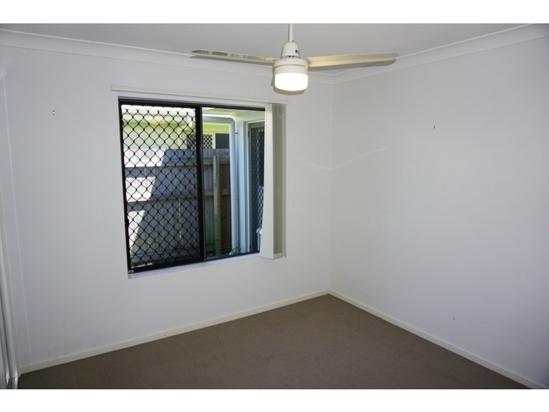 10 Schooner Avenue, Shoal Point QLD 4750