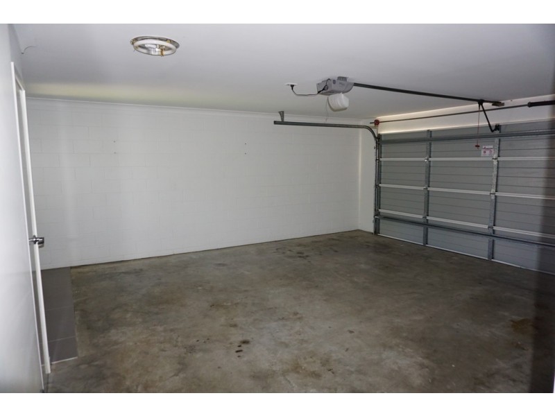 10 Schooner Avenue, Shoal Point QLD 4750