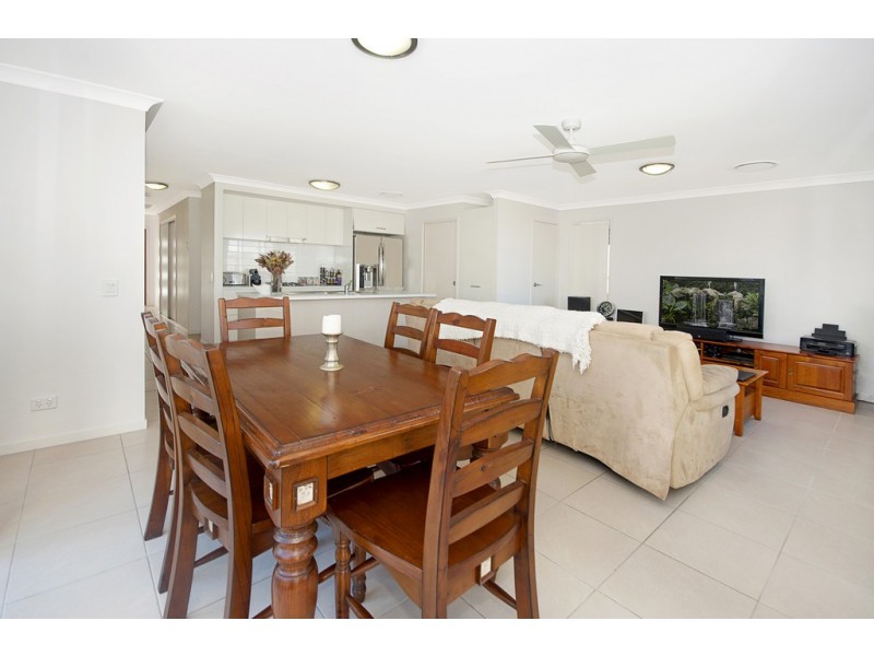 19 Elgans Parade, Rural View QLD 4740