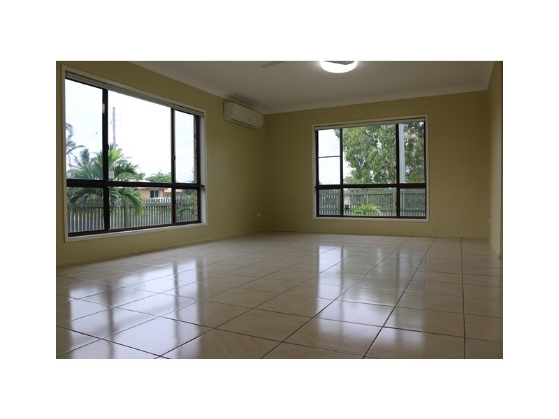 37 Melaleuca Street, Slade Point QLD 4740