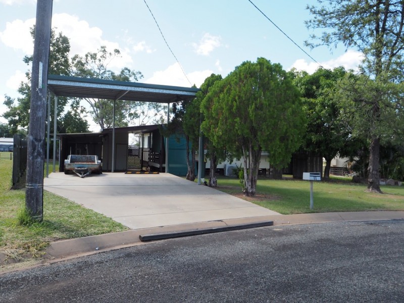 11 Bellarine Ct, Dysart QLD 4745