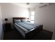 1/5 Atkinson St, Middlemount QLD 4746