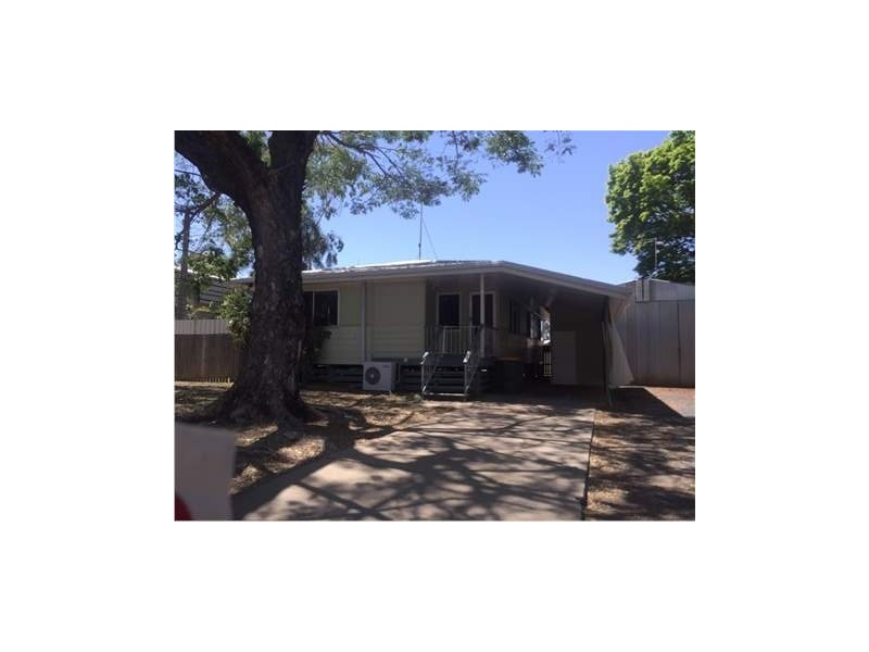 2 Hannan Drive, Moranbah QLD 4744