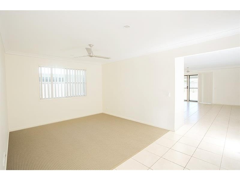 47 Schooner Ave, Shoal Point QLD 4750