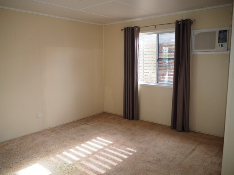 29 Beresford Crescent, Dysart QLD 4745