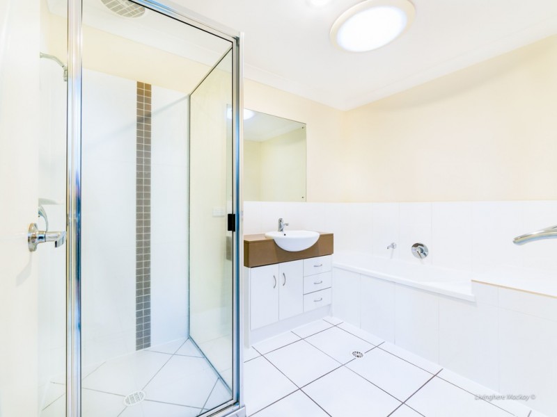 2/2 Duranbah Circuit, Blacks Beach QLD 4740