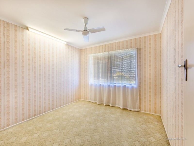 42 Thorning St, West Mackay QLD 4740