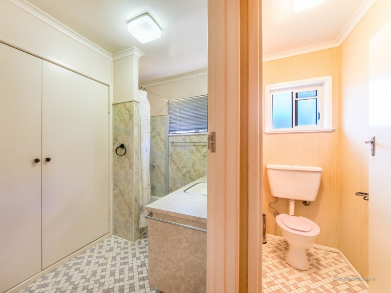 42 Thorning St, West Mackay QLD 4740