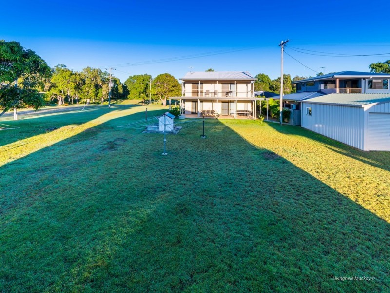 24 Frangipanni Avenue, Seaforth QLD 4741