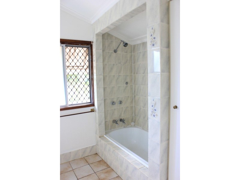 137 Evans Avenue, North Mackay QLD 4740