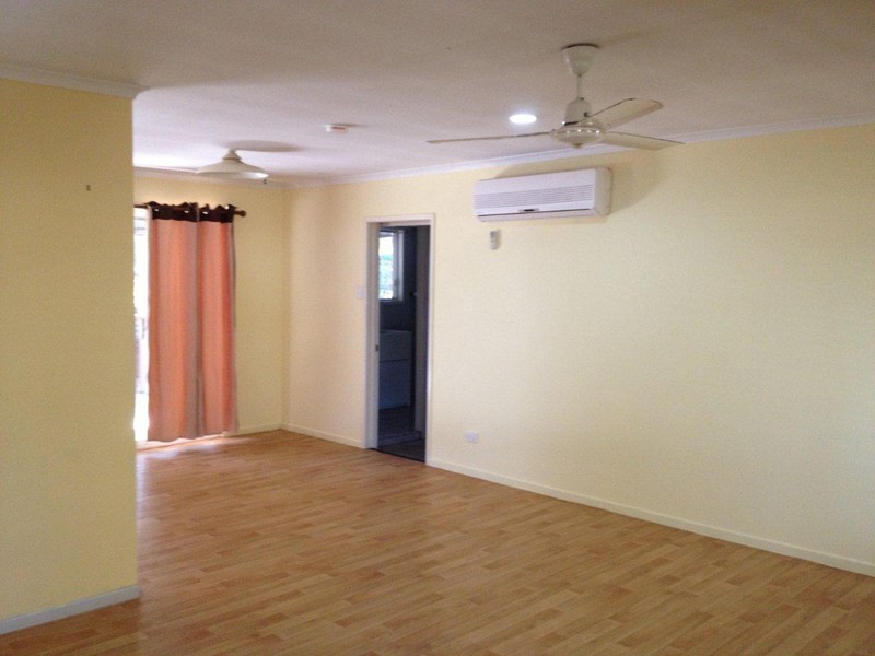 8 Geoffrey Thomas Drive, Bucasia QLD 4750