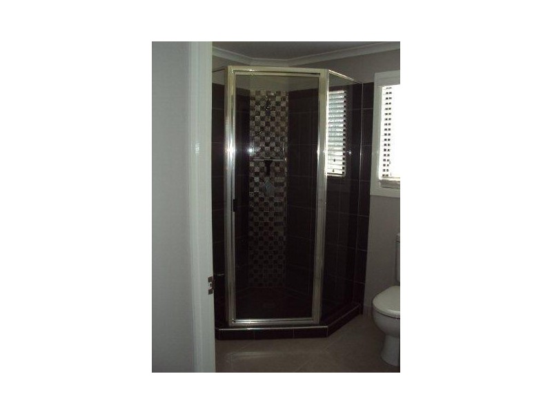 A 284 Bedford Rd, Andergrove QLD 4740