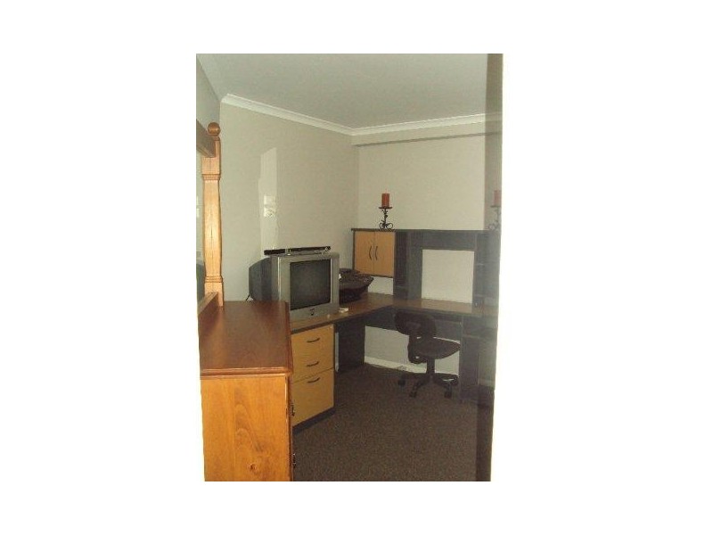 A 284 Bedford Rd, Andergrove QLD 4740