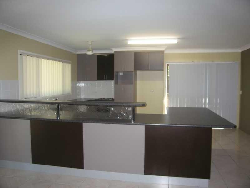 37 Melaleuca Street, Slade Point QLD 4740