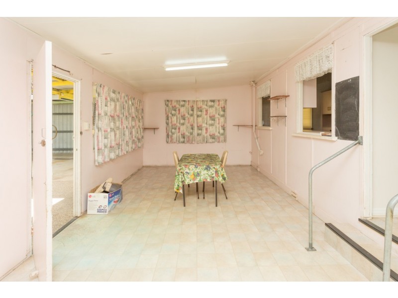 30 Perry St, West Mackay QLD 4740