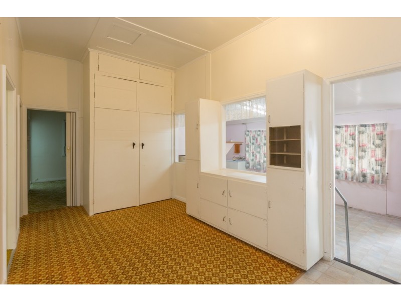 30 Perry St, West Mackay QLD 4740