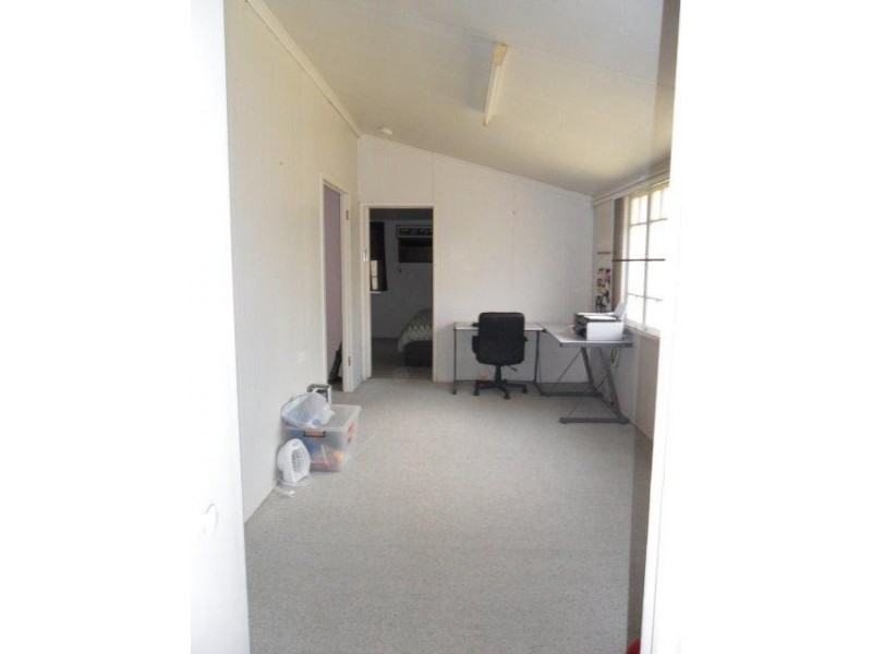 947 Mirani Eton Road, Mirani QLD 4754