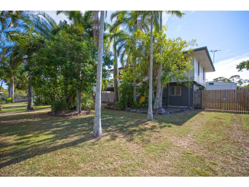4 Jacaranda Street, Andergrove QLD 4740