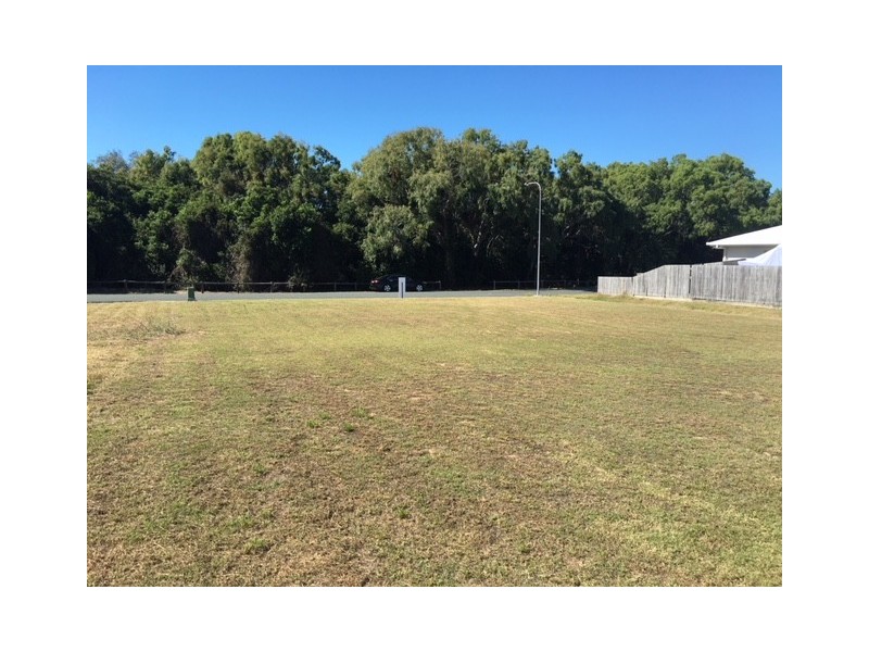 46 O’Brien Esplanade, Shoal Point QLD 4750