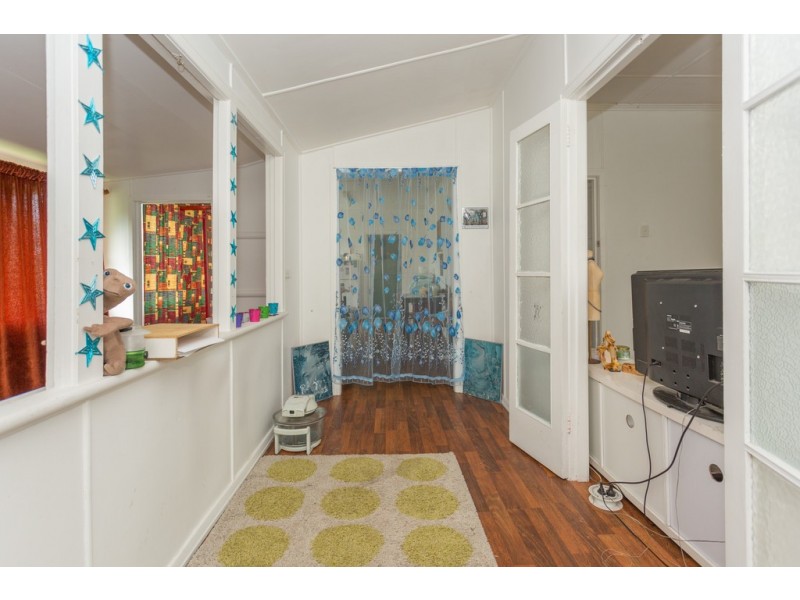 18 Knobel Street, North Mackay QLD 4740