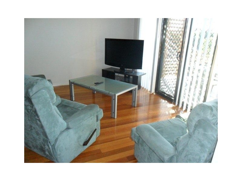 4/6 Whistlers Way, Mount Pleasant QLD 4740