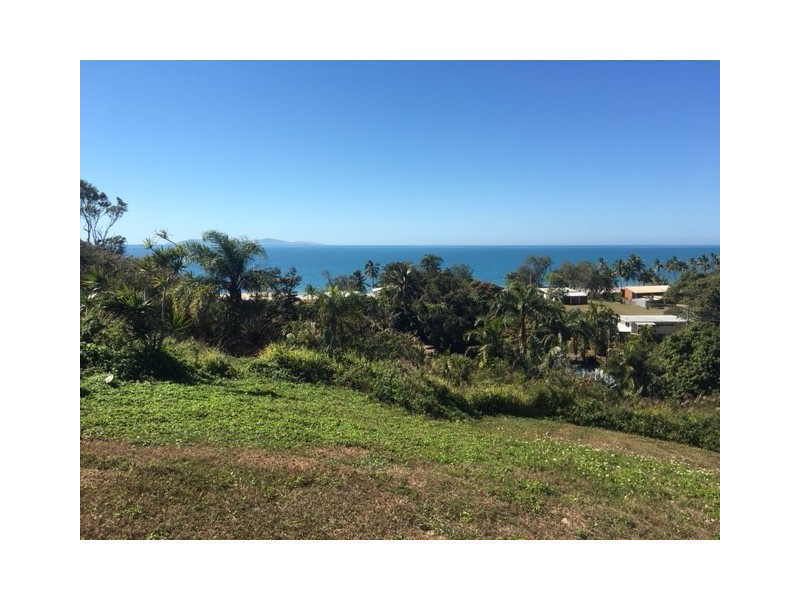L2,5 and 8 Stanton Place, Blacks Beach QLD 4740