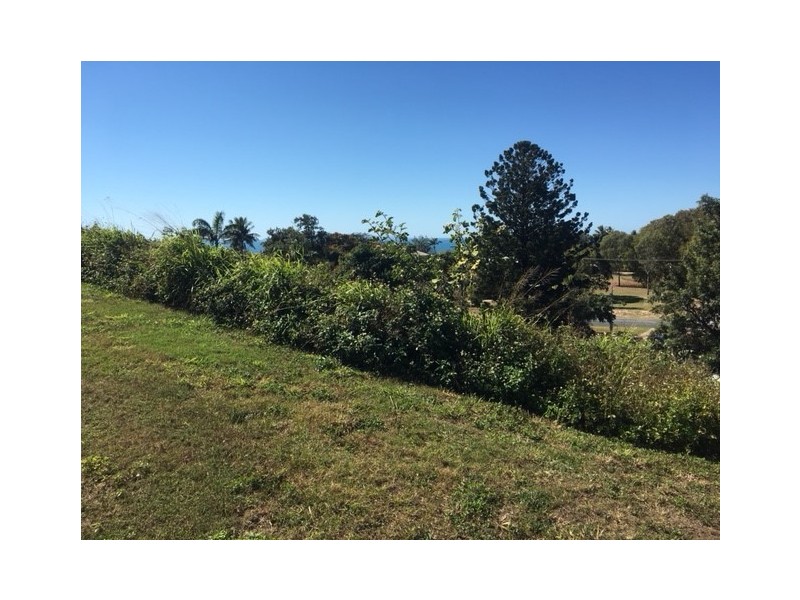 L2,5 and 8 Stanton Place, Blacks Beach QLD 4740