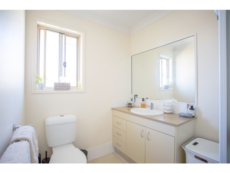 49 Schooner Avenue, Bucasia QLD 4750