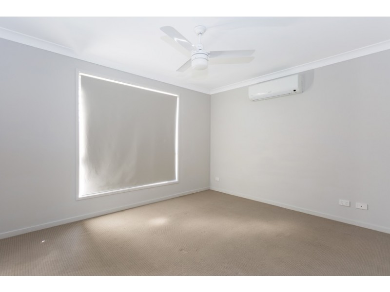 2E Mansfield Drive, Beaconsfield QLD 4740