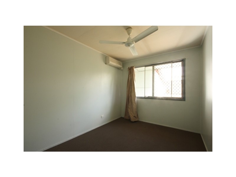 10 Menzies Street, Dysart QLD 4745