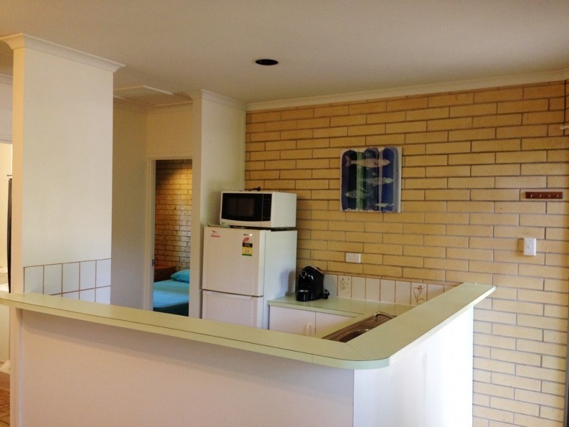 5/4 Symons Avenue, Bucasia QLD 4750