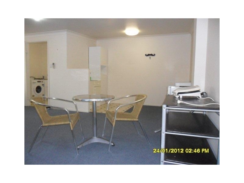 50 Cnr Evans Ave and Canberra St, North Mackay QLD 4740