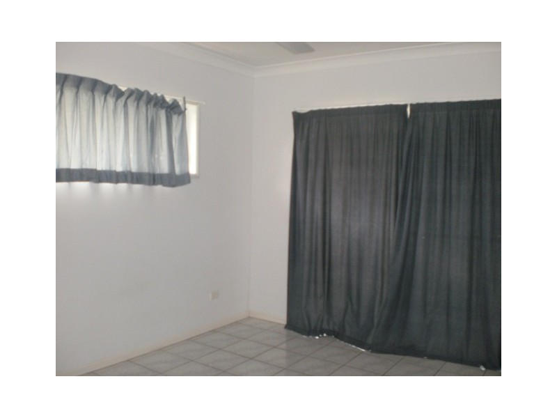 32 Streeter Avenue, West Mackay QLD 4740