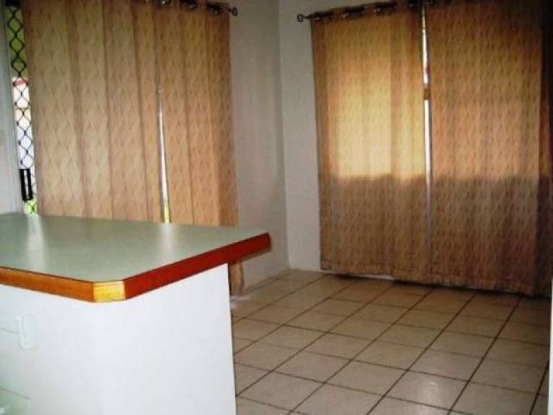 9 Ben Nevis Street, Beaconsfield QLD 4740