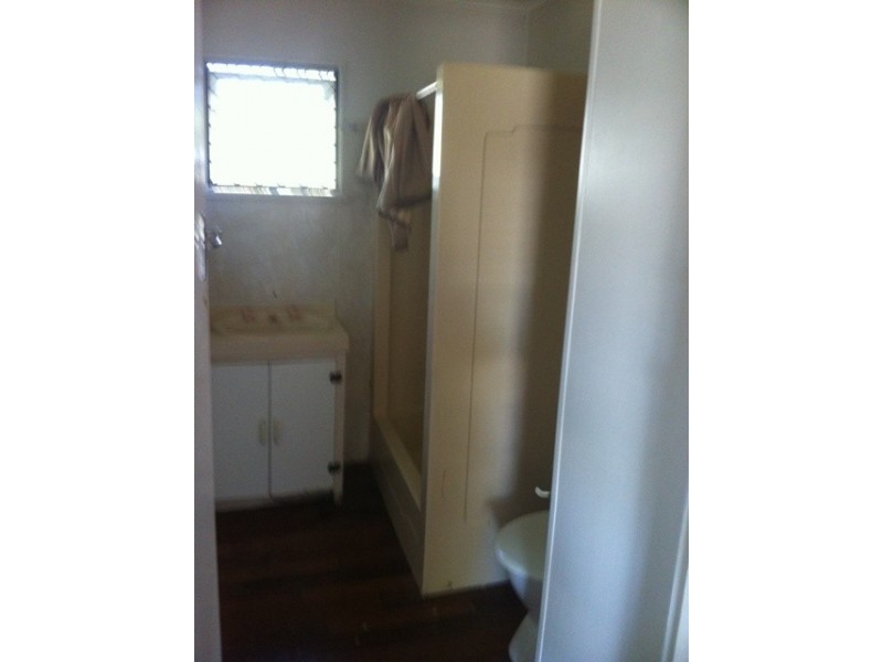 31 Finch Street, Slade Point QLD 4740