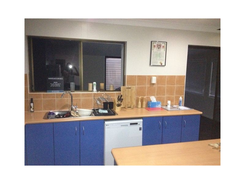 296 Bedford Road, Andergrove QLD 4740