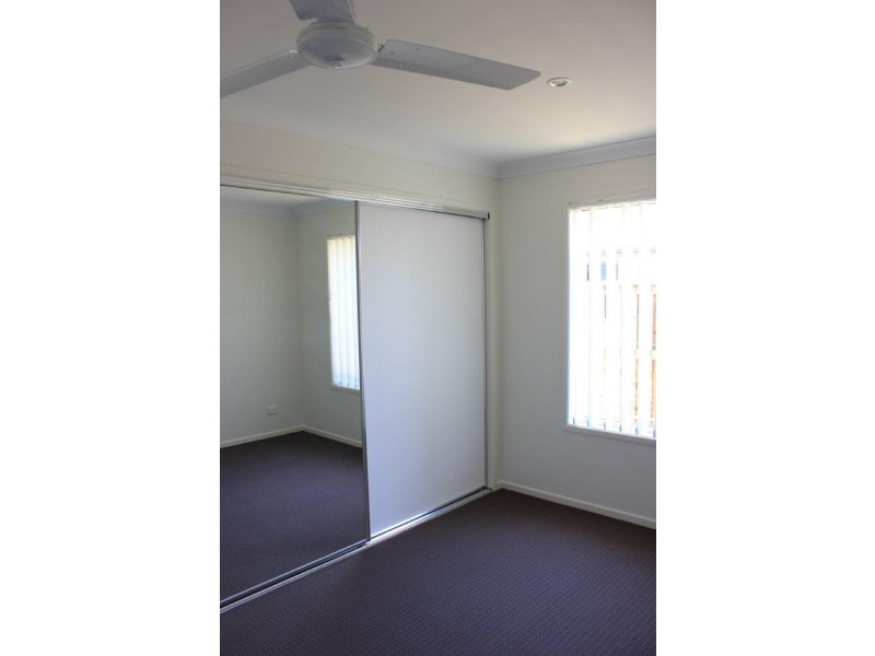 53 Newport Pde, Blacks Beach QLD 4740