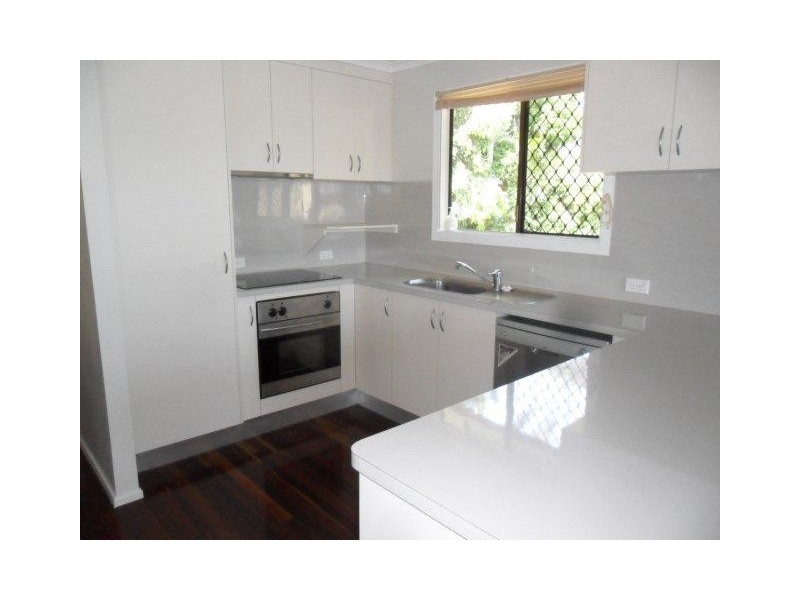 11 Alexander Crt, Rural View QLD 4740