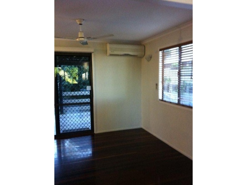 11 Alexander Crt, Rural View QLD 4740