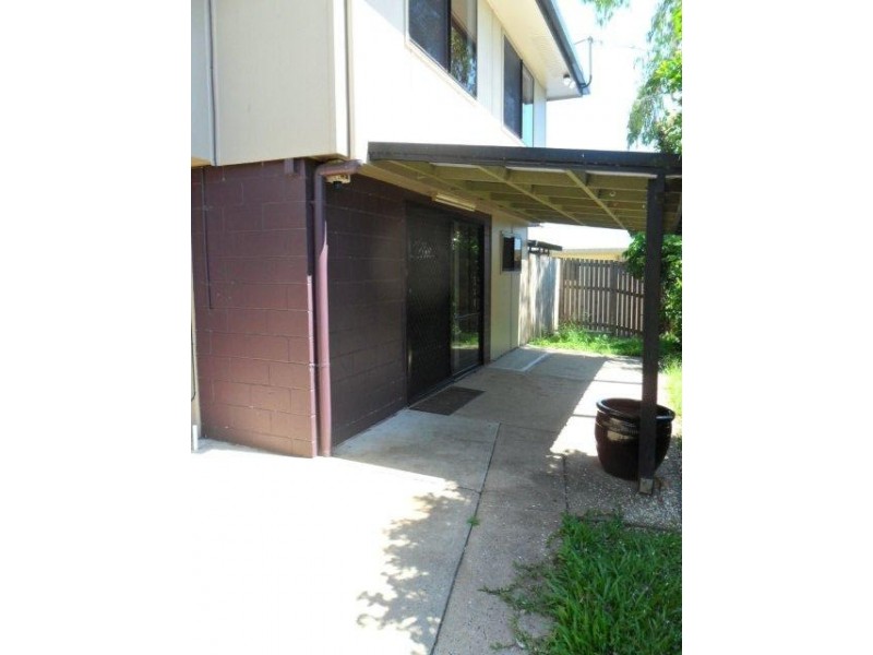 11 Alexander Crt, Rural View QLD 4740