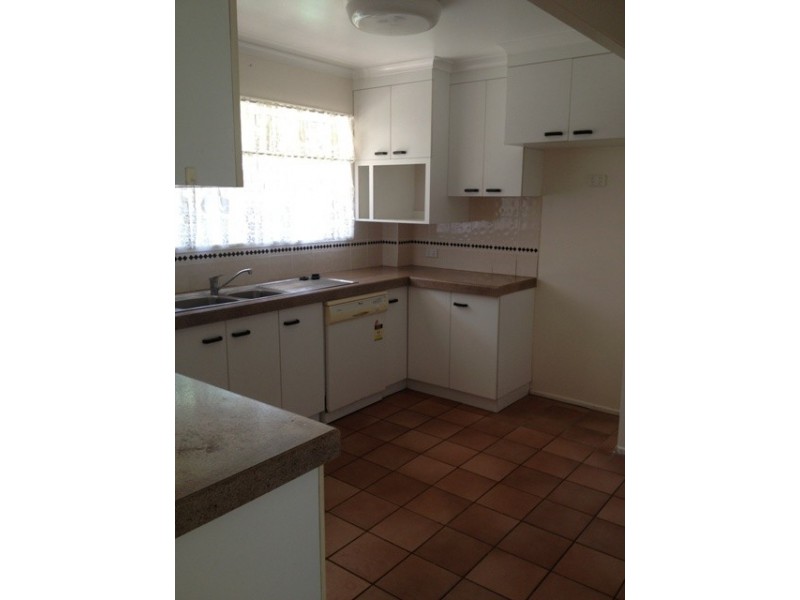 23 Cabbage Tree Road, Andergrove QLD 4740