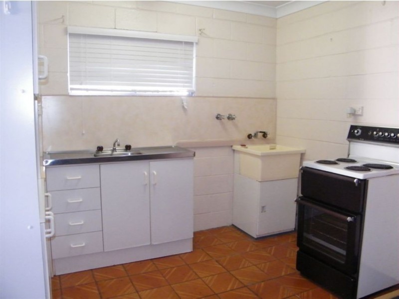 12b Kingfisher Street, Slade Point QLD 4740