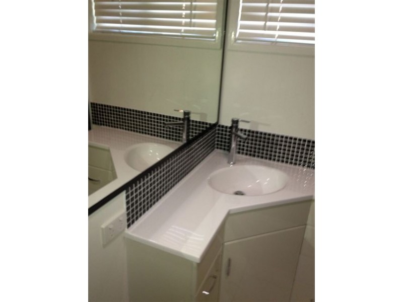 Unit 3/43  Holland Street, West Mackay QLD 4740