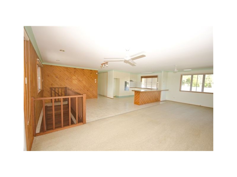 17 Raymond Crocker Avenue, North Mackay QLD 4740