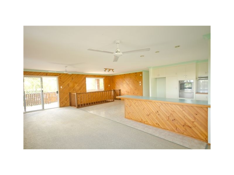 17 Raymond Crocker Avenue, North Mackay QLD 4740