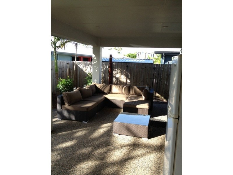 16 Seafarer Court, Blacks Beach QLD 4740