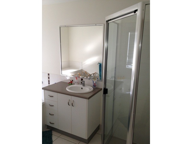 16 Seafarer Court, Blacks Beach QLD 4740